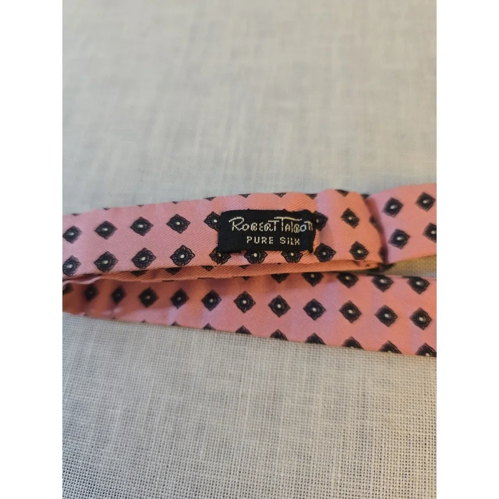 Robert Talbot 100% Silk Pink Geometric Print Bow Tie